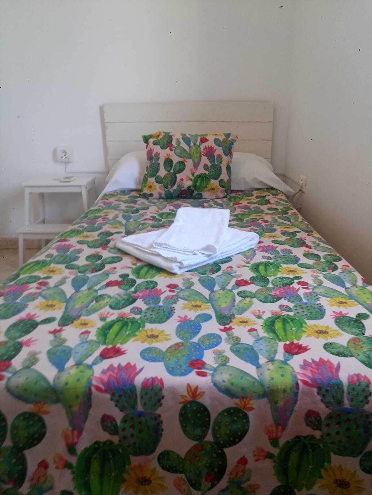 La Moraga De Poniente Malaga Hostel Málaga Exterior foto